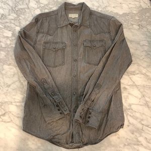 Tecovas denim pearl snap size small